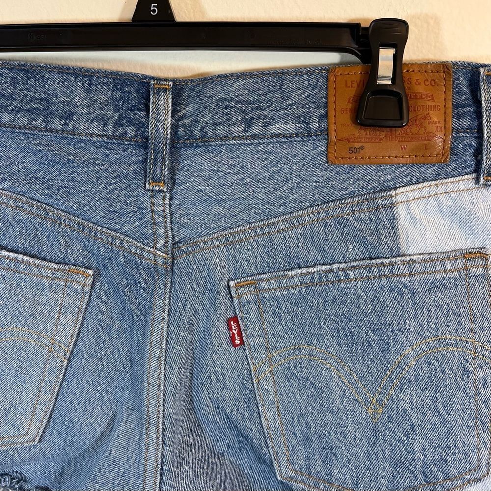 ✨ Levi’s Patchwork 501 Altered‎ Denim Shorts Button Fly 27 - Picture 6 of 12